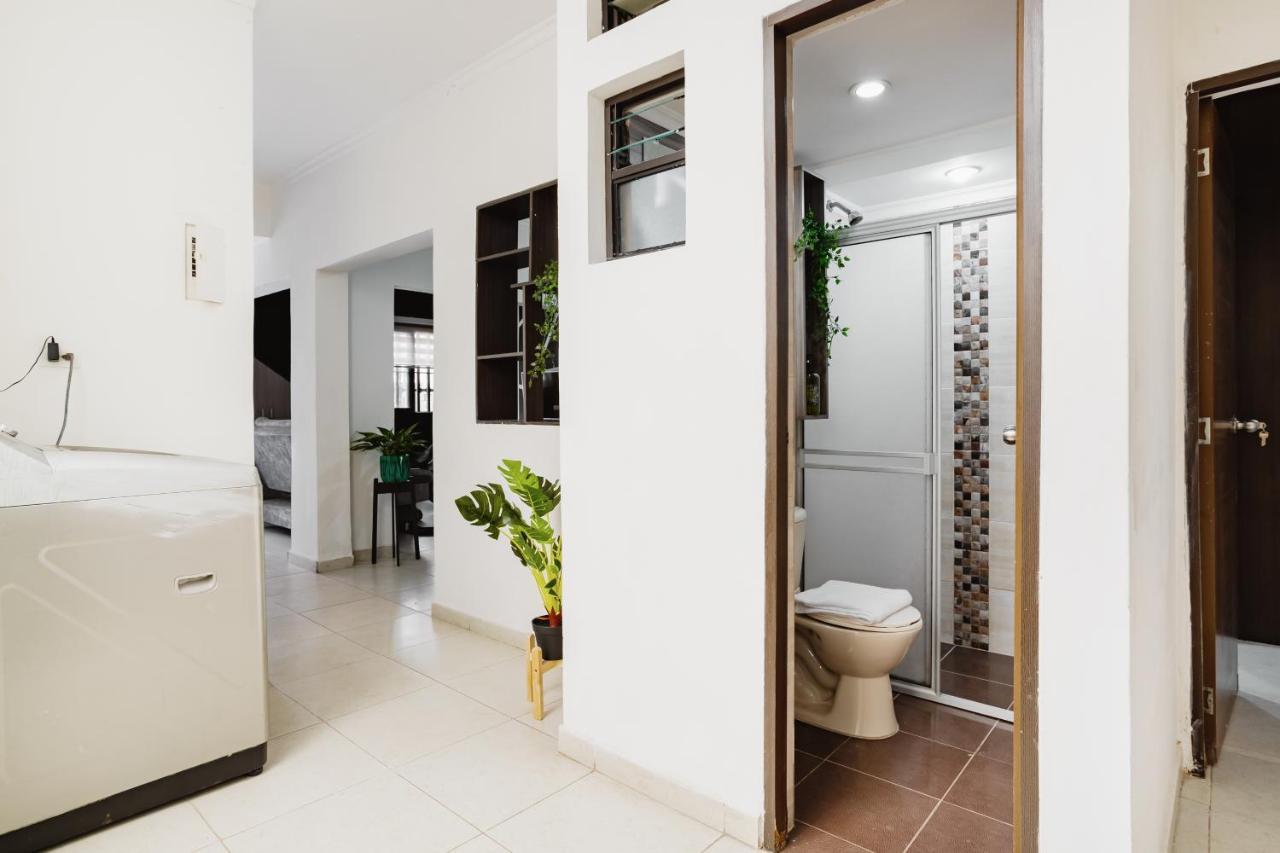 Homestay Apartamento Turistico Laureles, By Family Medellin