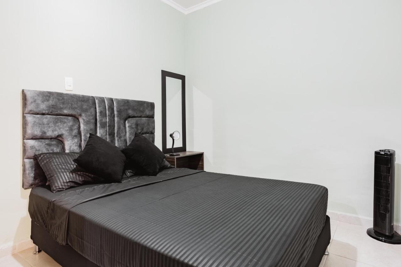 Apartamento Turistico Laureles, By Family * Medellín